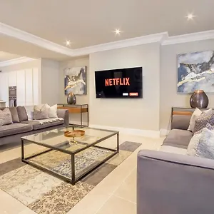 https://the-presidential-suite-with-parking.yorkshirehotels.net
